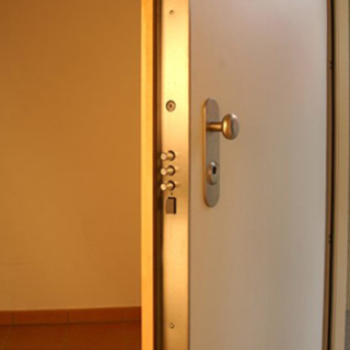 Protipožární vchodové dveře do bytu NEXT SD 121